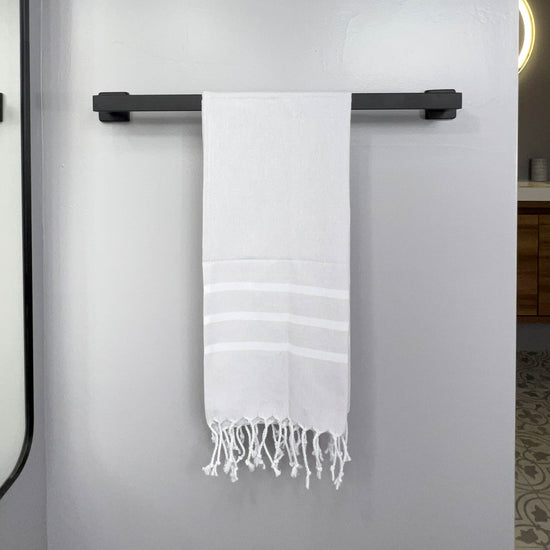 Zeep Naturals | Hand / Dish Towels | Zeep Naturals brings you handcrafted soaps, organic cotton towels, and artisan kitchen essentials — all inspired by nature. Discover simple, sustainable living with products designed to soothe your senses and your home.