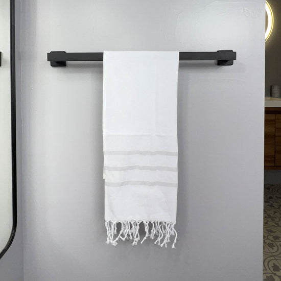 Zeep Naturals | Hand / Dish Towels | Zeep Naturals brings you handcrafted soaps, organic cotton towels, and artisan kitchen essentials — all inspired by nature. Discover simple, sustainable living with products designed to soothe your senses and your home.