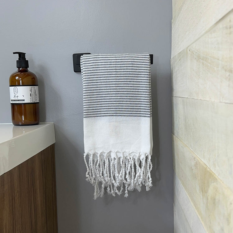 Zeep Naturals | Hand / Dish Towels | Zeep Naturals brings you handcrafted soaps, organic cotton towels, and artisan kitchen essentials — all inspired by nature. Discover simple, sustainable living with products designed to soothe your senses and your home.