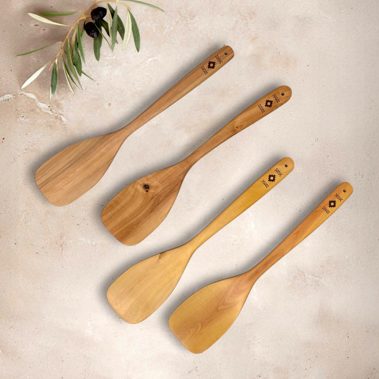 Boxwood Heritage Large Spatula